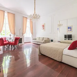  Apartment Music Academy Cafe Vian Kft Hungary